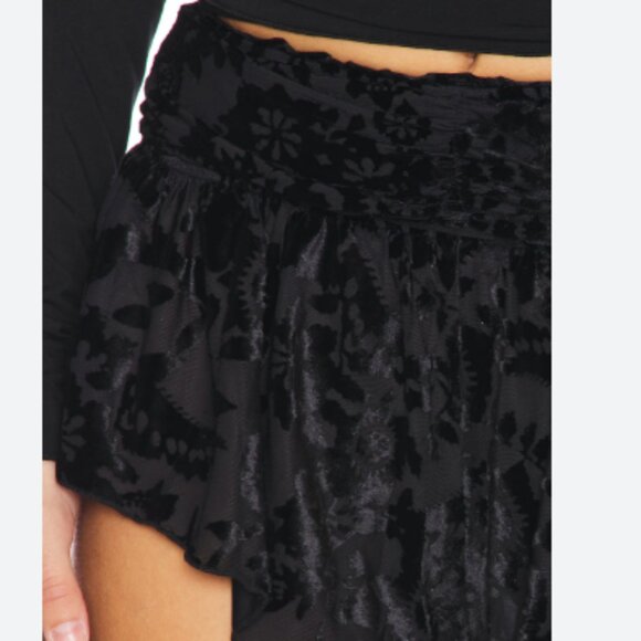 new FREE PEOPLE Snow Angel Micro Shorties / Black Combo 2563 - Picture 6 of 9